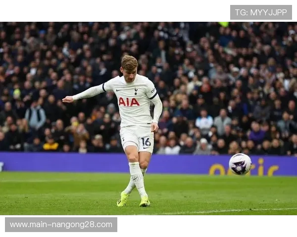 热刺前锋理查利森脚踝扭伤，预计休战两周