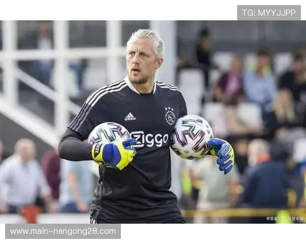 美因茨2-1逆转莱比锡,保级队主场爆冷终结对手争冠希望 美因茨2-1逆转莱比锡,保级队主场爆冷终结对手争冠希望