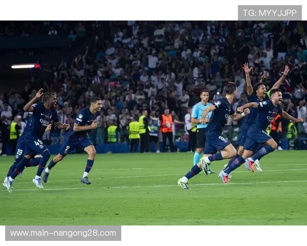 数据解读:本赛季欧冠淘汰赛阶段,场均进球数较小组赛下降0.5球 数据解读:本赛季欧冠淘汰赛阶段,场均进球数较小组赛下降0.5球